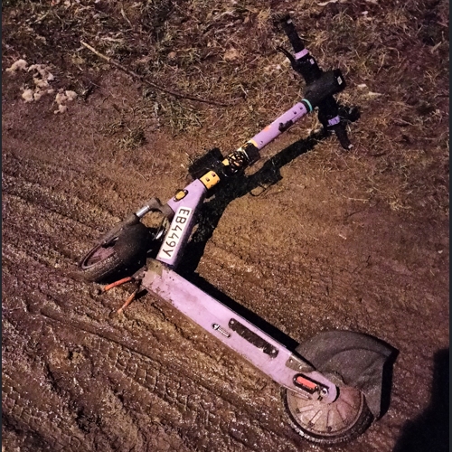 В говне валяется - самокатом называется